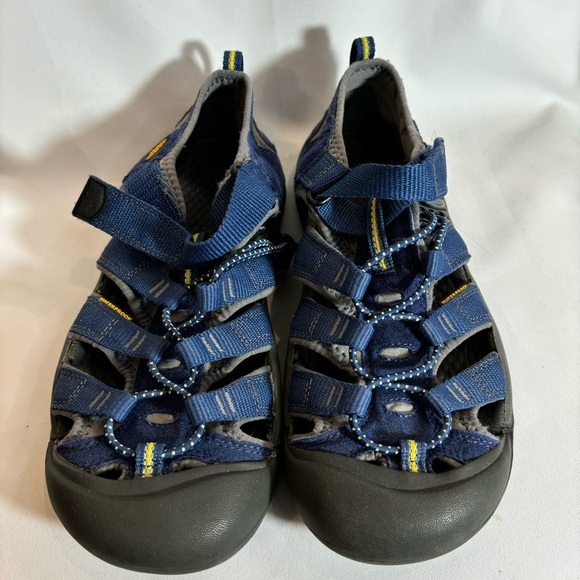 KEEN Sz 6 Newport 2 Rubber Toe Cap Bungee Closure Waterproof Slip On Sandals - Picture 2 of 8